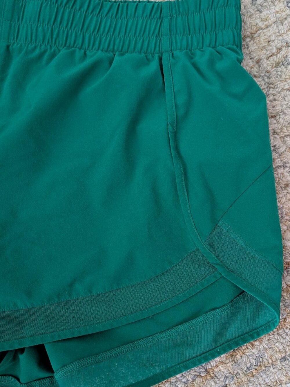 Mesh Racer Run Mid Rise 4" Short - SMALL - Picture 4 of 7